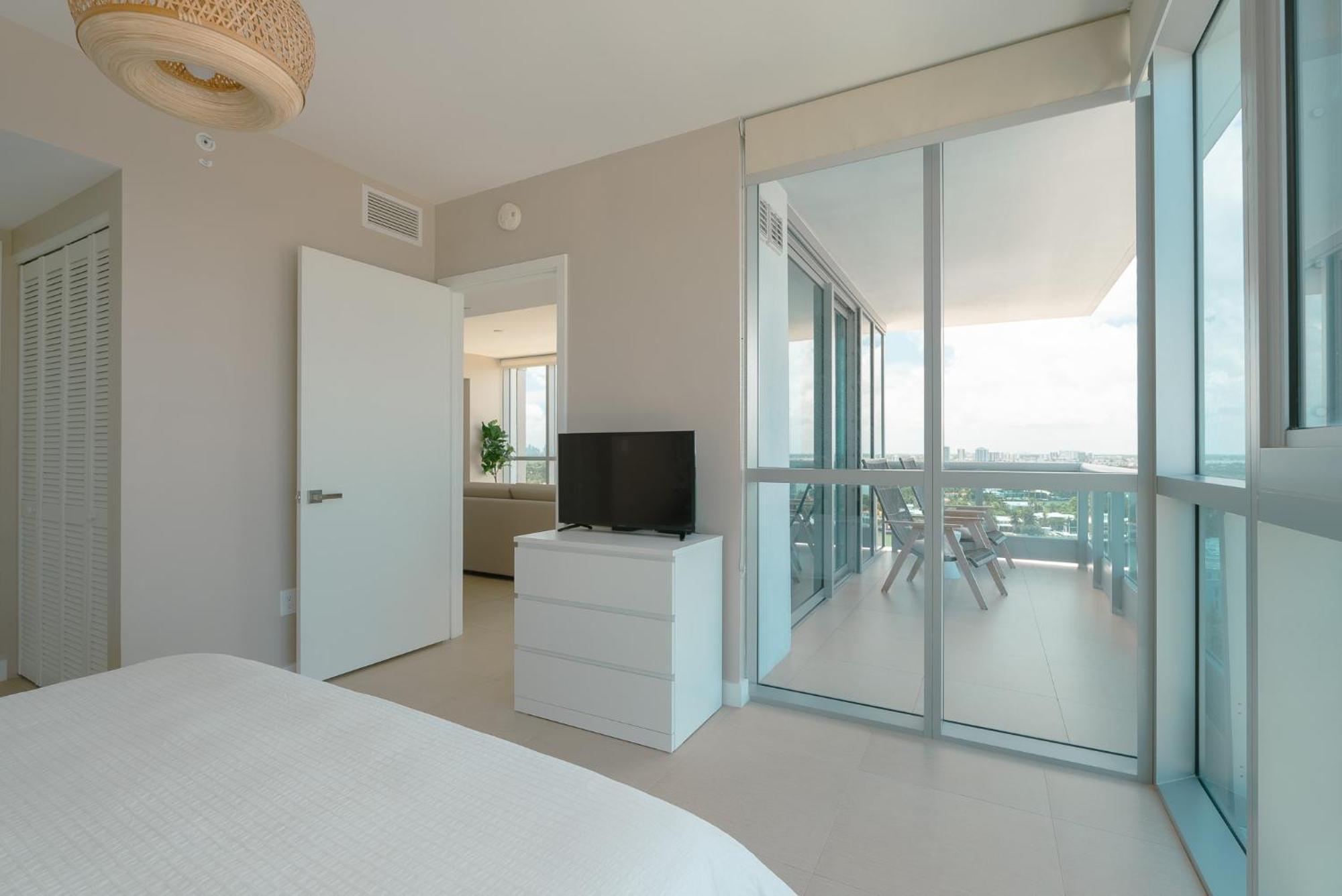 Ocean 2 Sky At Monte Carlo Miami Beach Pokoj fotografie